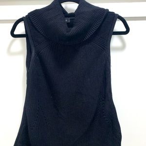 White House Black Market Sleeveless Turtleneck